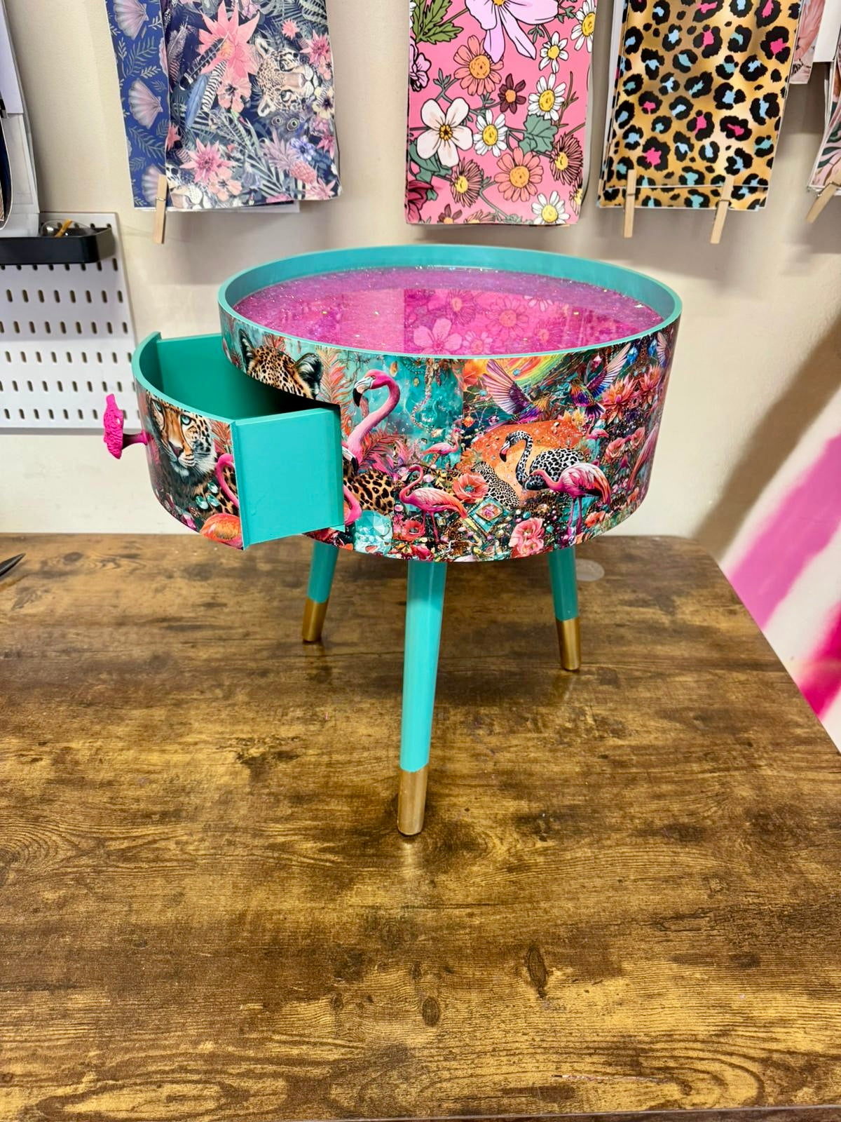 Jewel Leopard turquoise with pink iridescent glitter