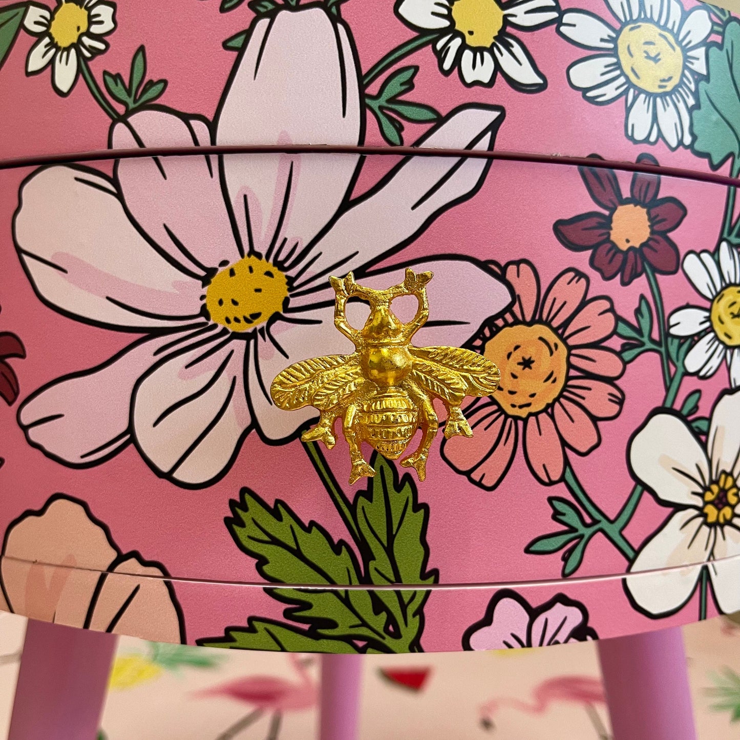 Flower - Wildflowers Pink round side table with floral design. Inbuilt drawer and three legs with bee handle. Boho decor. Flower wooden nightstand