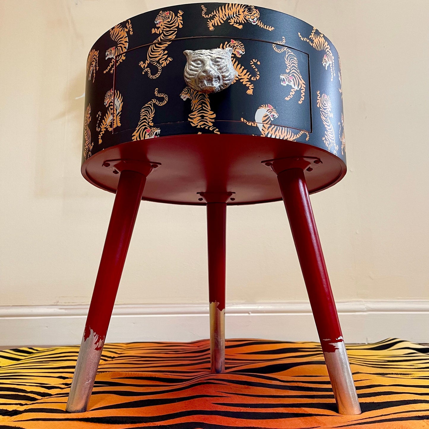 Tiger Table - Black and red nightstand with tiger design, Eclectic design, Fun Bright Home Decor. Side table with storage drawer