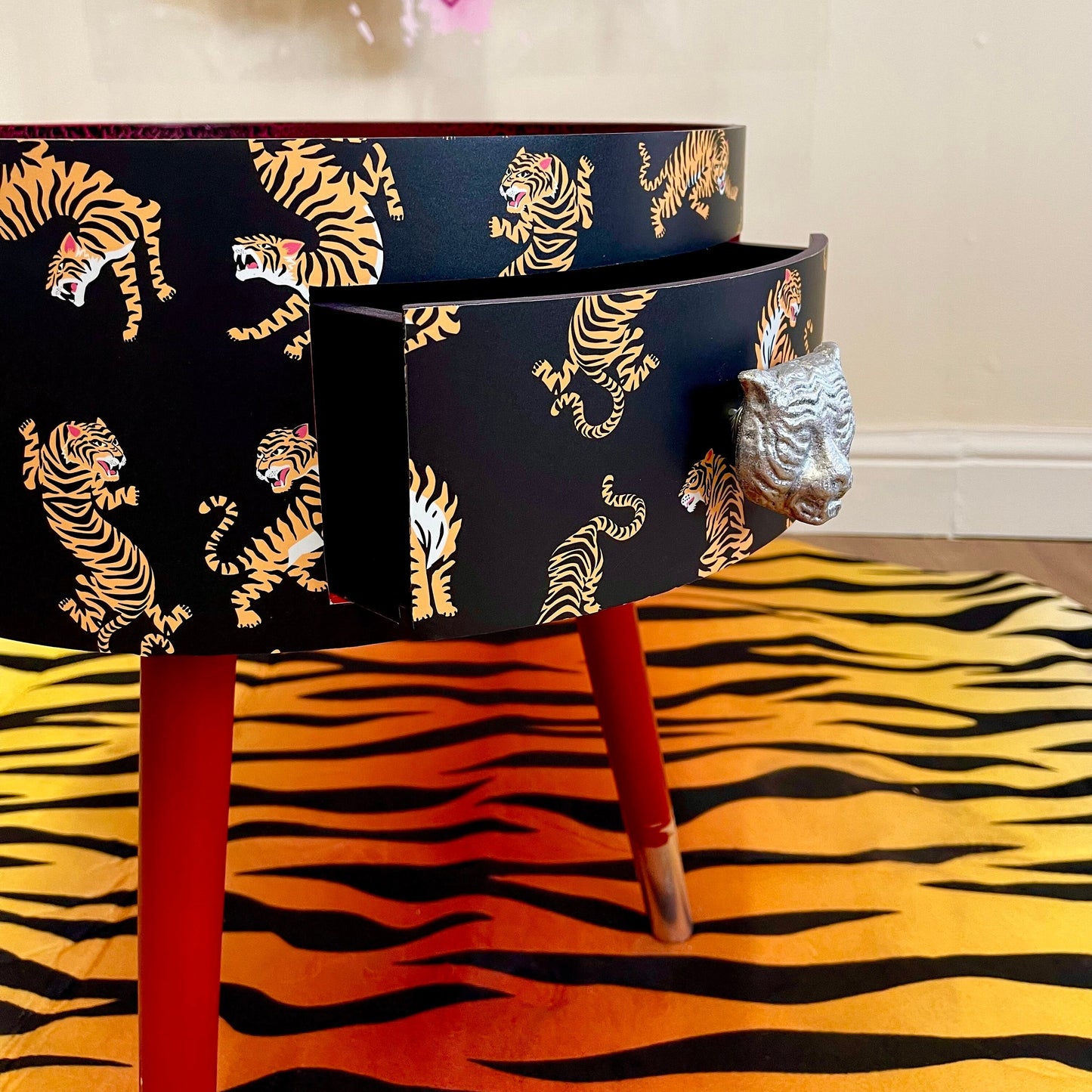 Tiger Table - Black and red nightstand with tiger design, Eclectic design, Fun Bright Home Decor. Side table with storage drawer