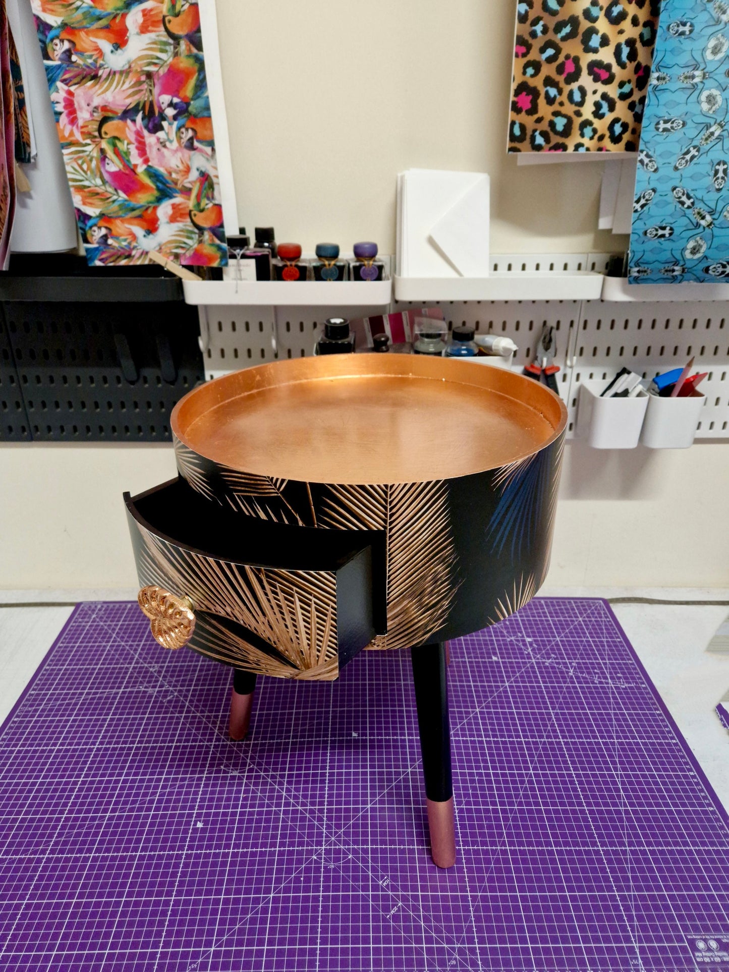 Palm Leaf - Black and Copper bedside table. Palm leaf design nightstand, copper leaf legs, cheese leaf monsterra handle