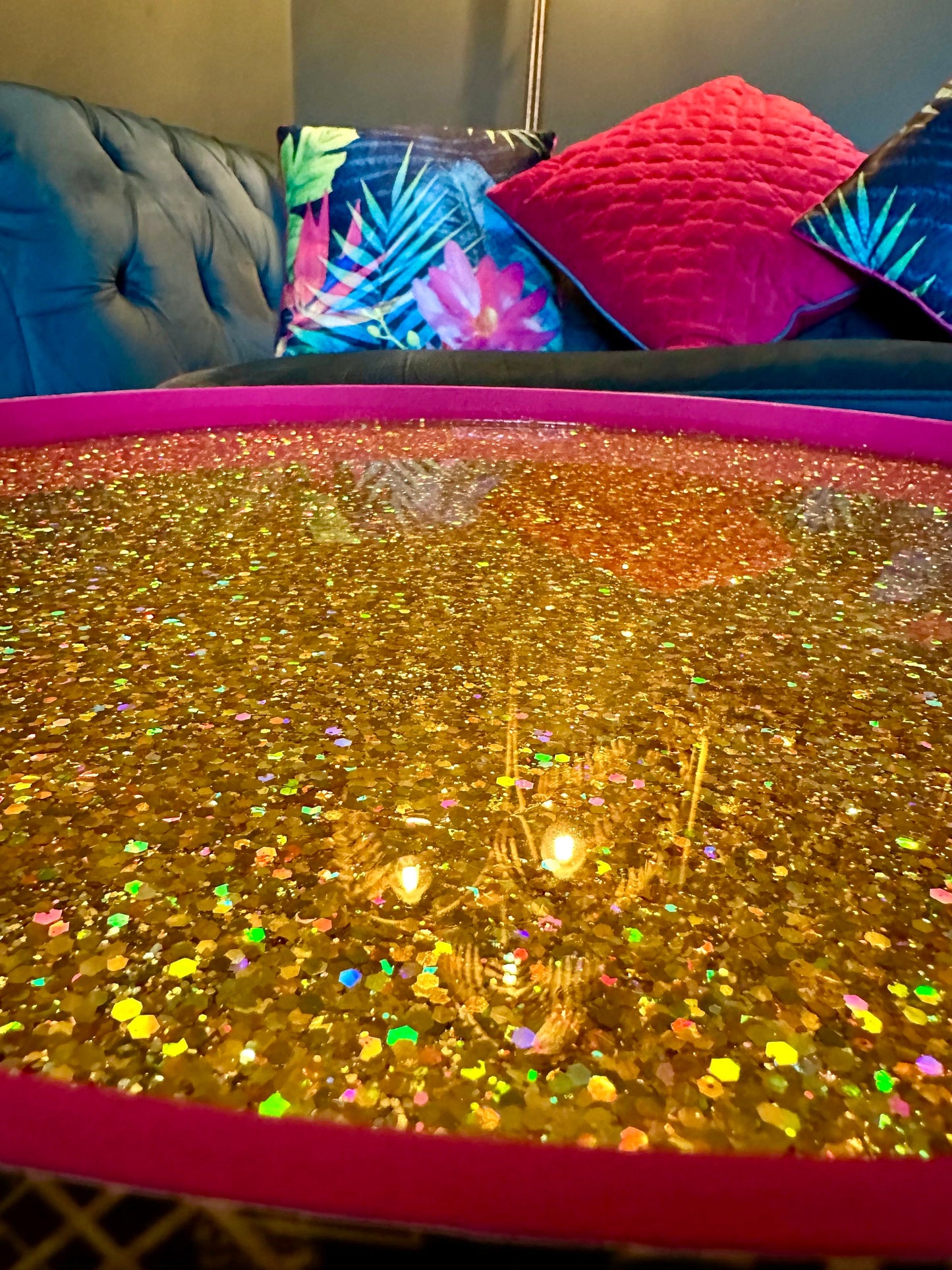 Round coffee table , art deco cheetah leopard design. Hot pink and gold glitter. Round table, lift off top for storage. End table lounge