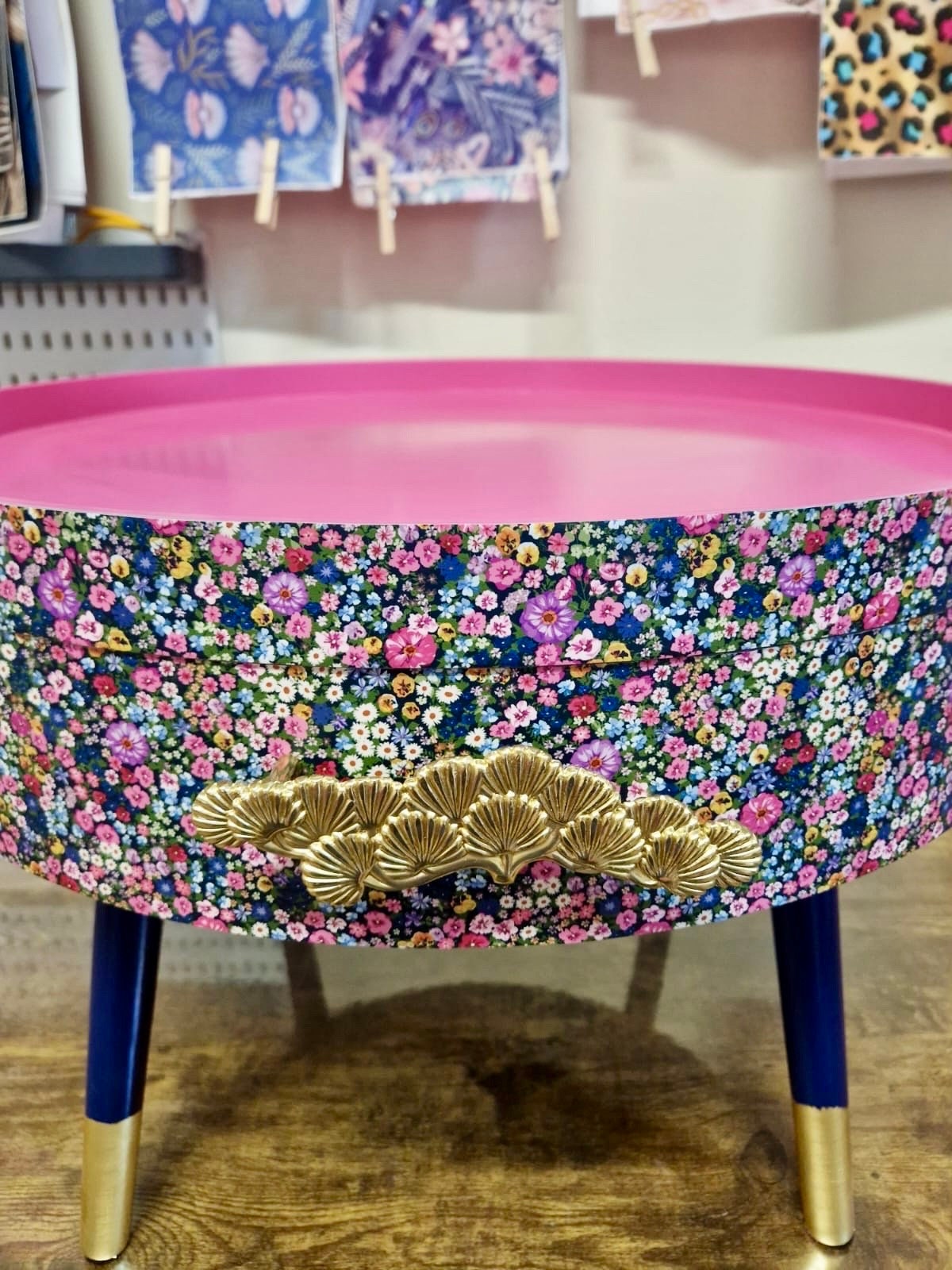 Round coffee table , ditsy floral, multicolour pink blue and green flower design. Round table, lift off top for storage. End table lounge