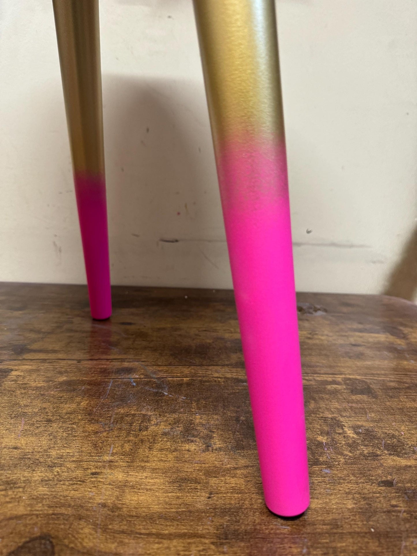 Art deco - Hot Pink gold bees round bedside table. Fun Bright Home Decor . Ideal for Nightstand side table. Fuscia glitter top, gold legs