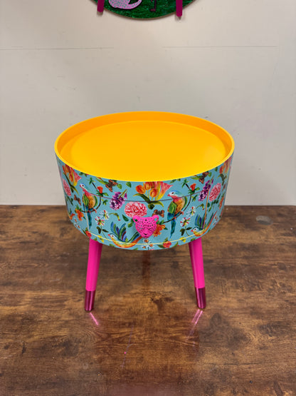 Colourful butterflies and birds table