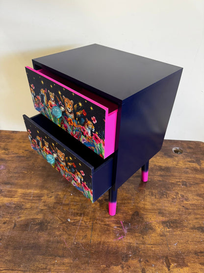 Rio Cheetah Square table Navy blue and hot pink