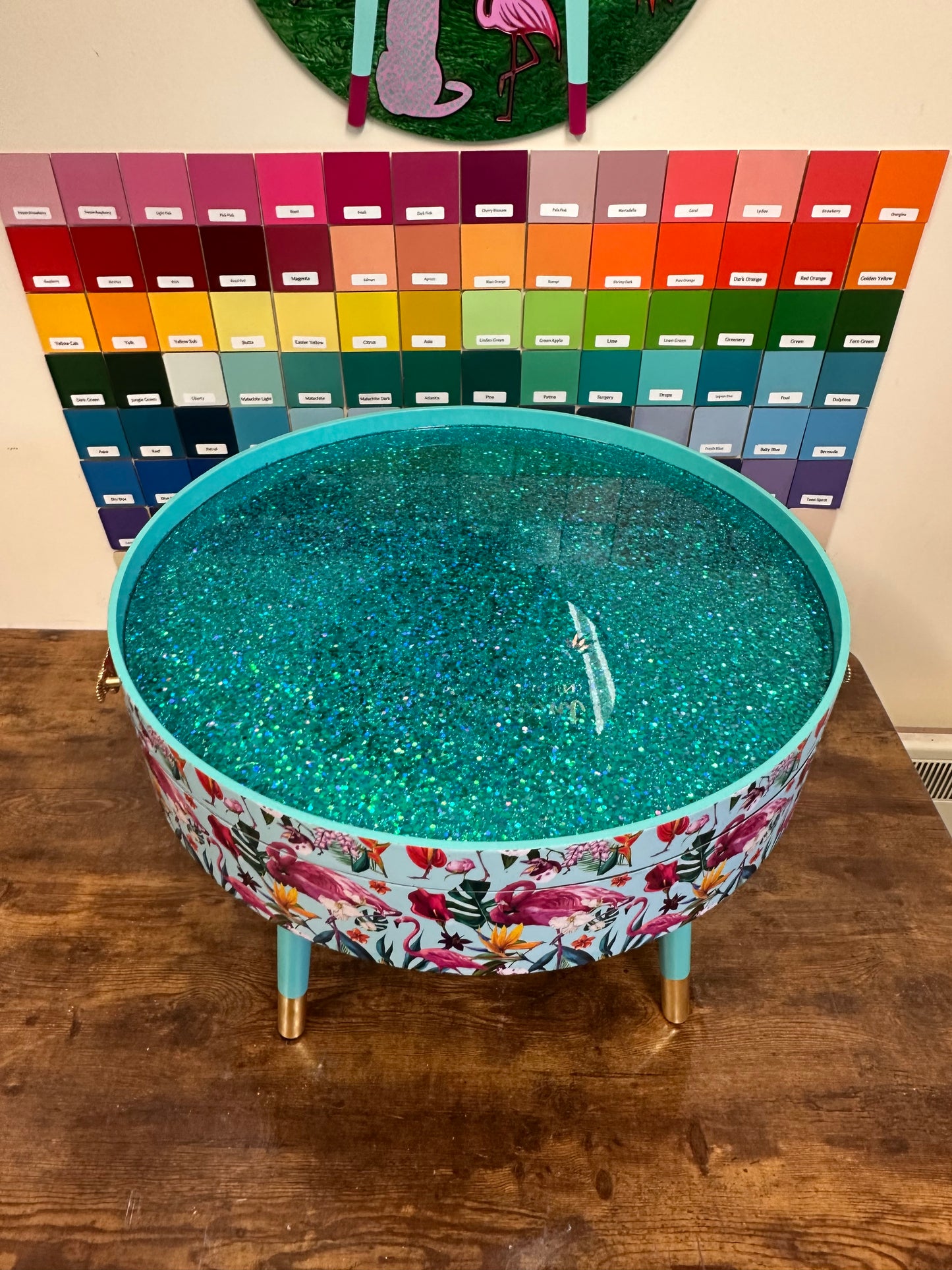 Flamingo coffee table mint