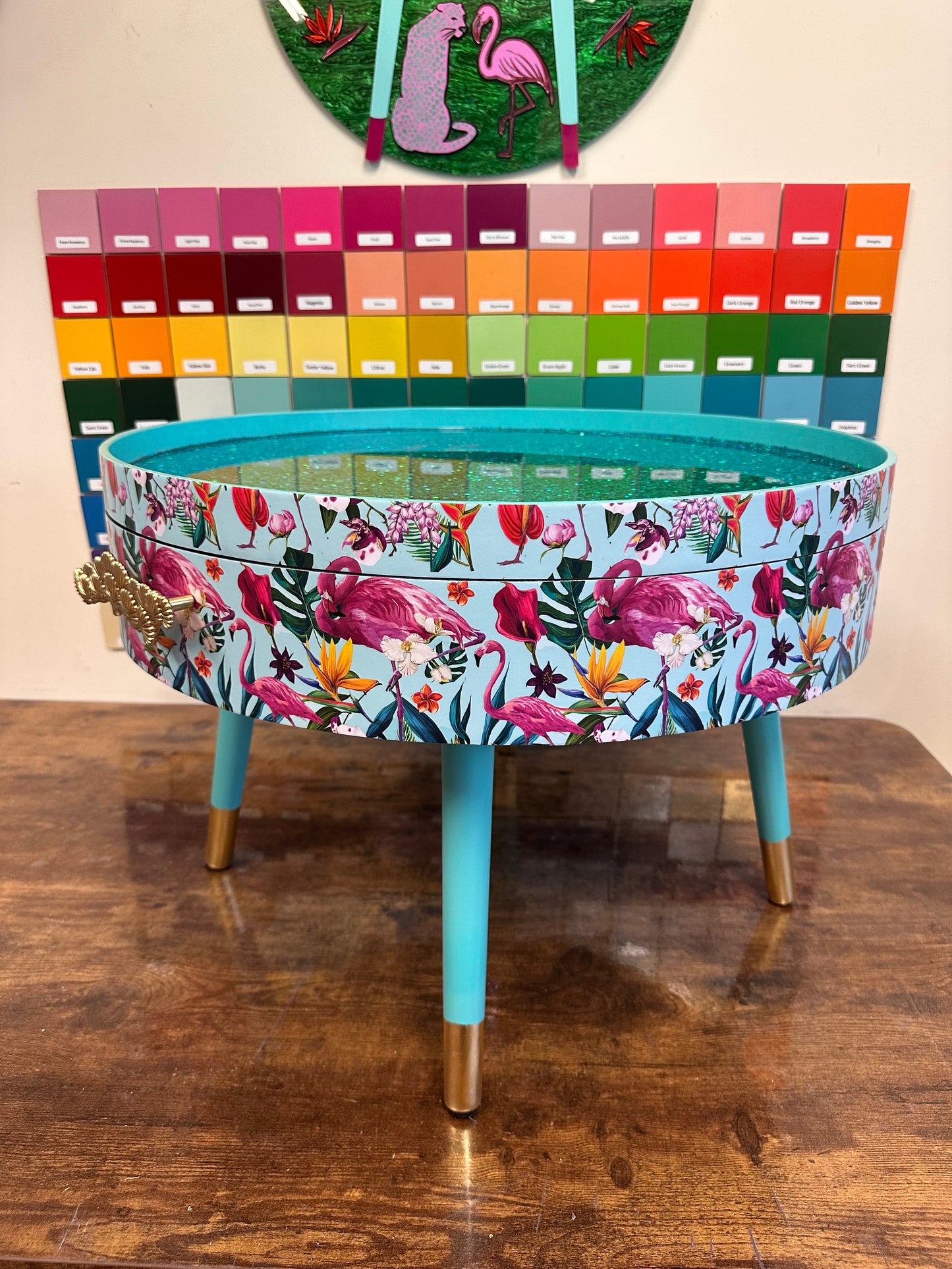 Flamingo coffee table mint