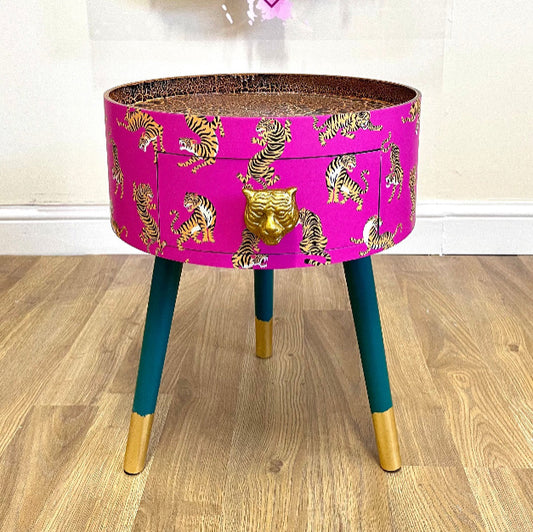 Tiger table - Hot Pink