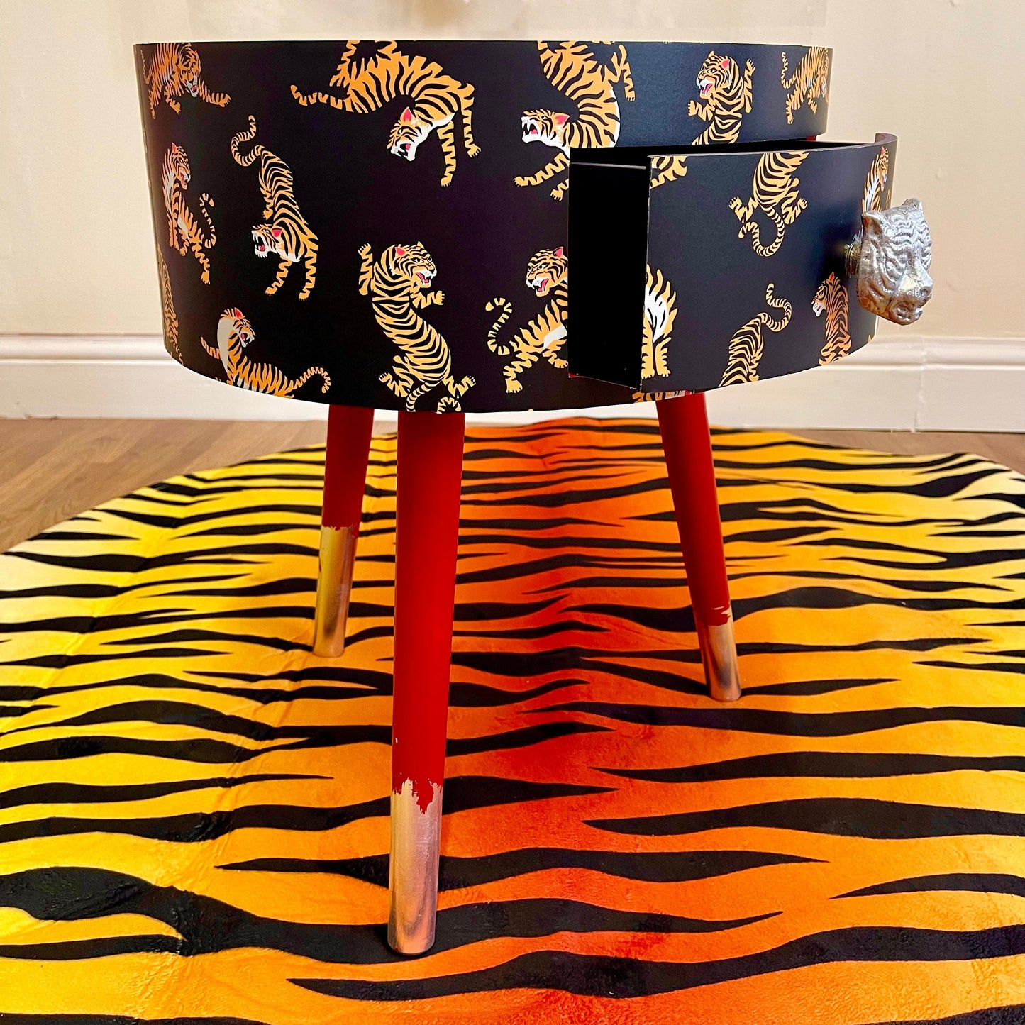 Tiger Table - Black and red nightstand with tiger design, Eclectic design, Fun Bright Home Decor. Side table with storage drawer