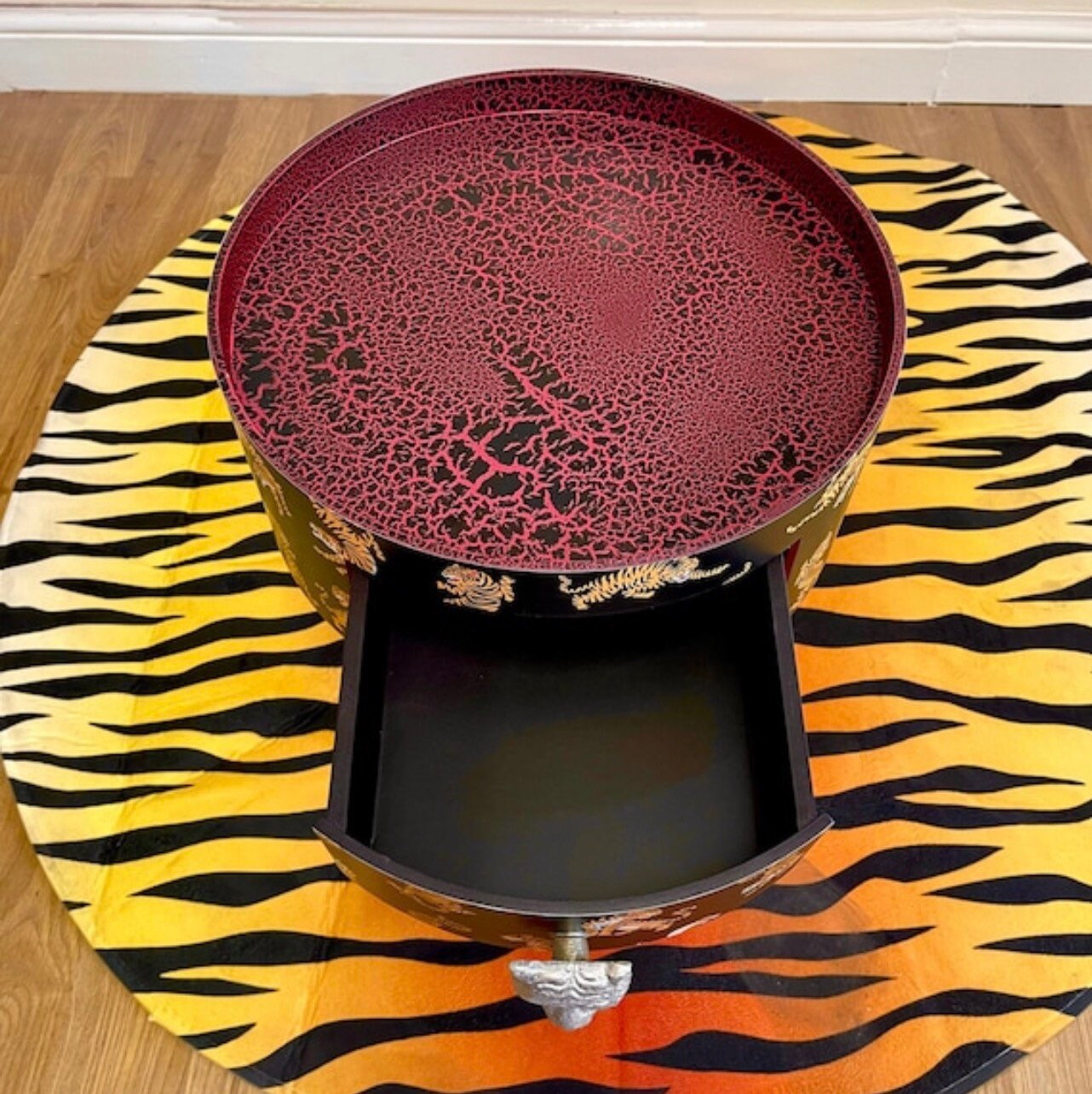 Tiger Table - Black and red nightstand with tiger design, Eclectic design, Fun Bright Home Decor. Side table with storage drawer