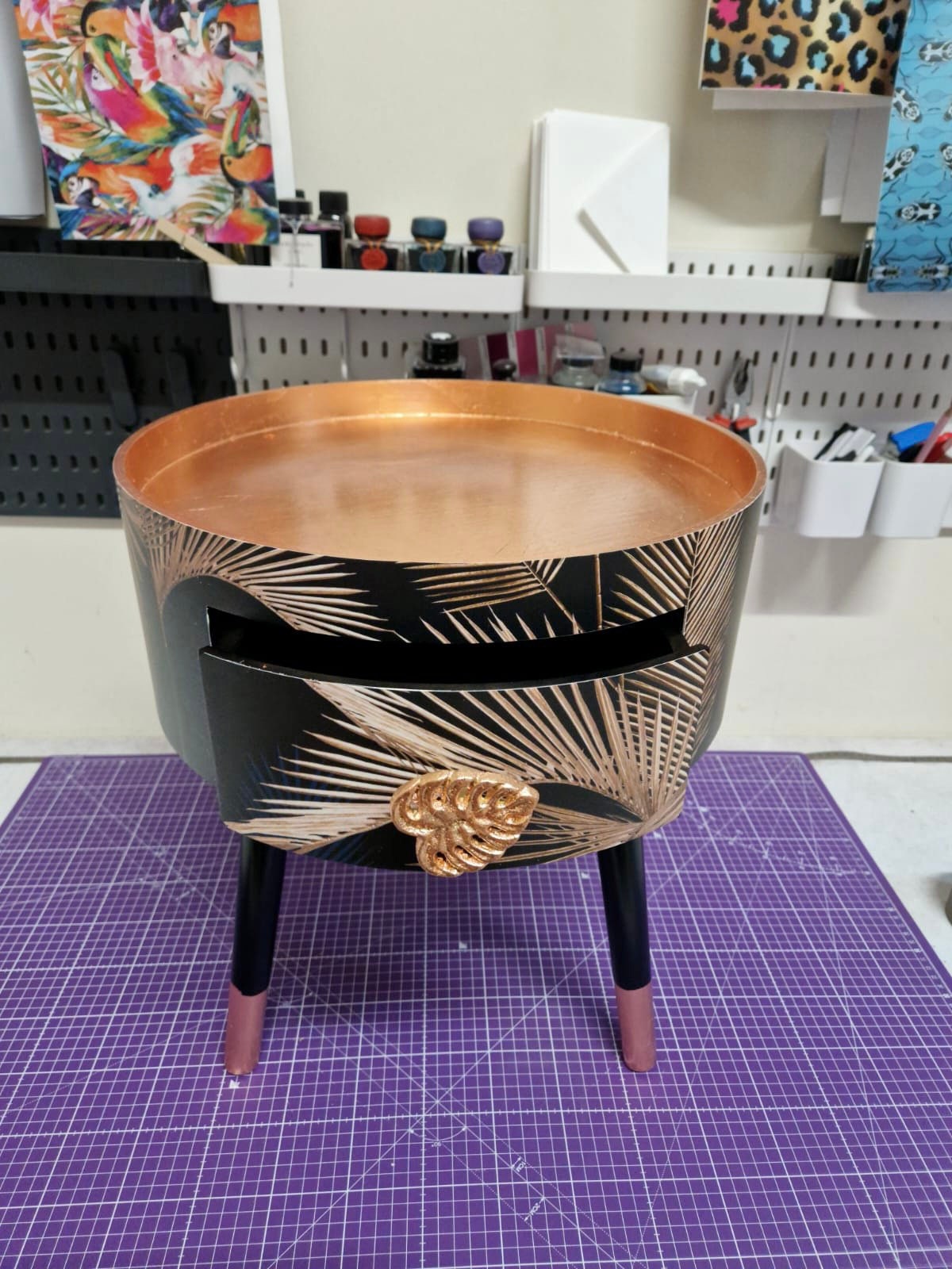 Palm Leaf - Black and Copper bedside table. Palm leaf design nightstand, copper leaf legs, cheese leaf monsterra handle