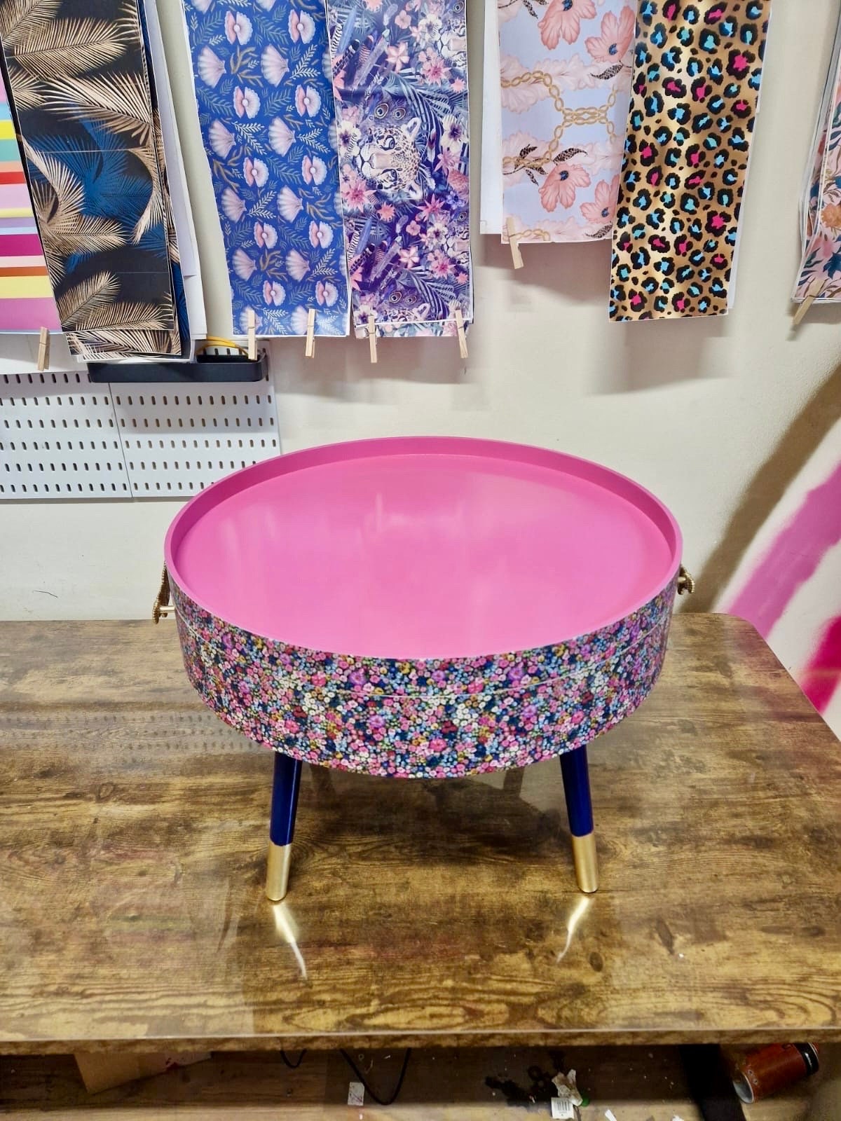 Round coffee table , ditsy floral, multicolour pink blue and green flower design. Round table, lift off top for storage. End table lounge